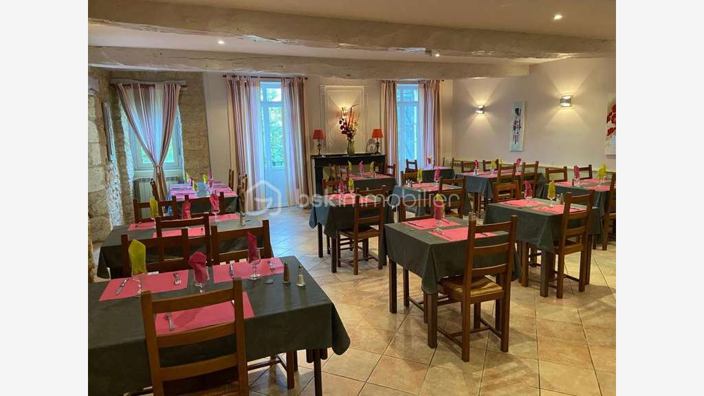 Vente bar et restauration lic IV à Monfort