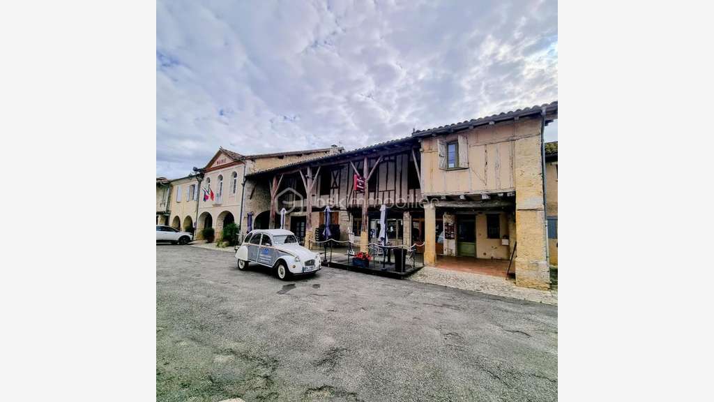 Vente bar et restauration lic IV à Monfort