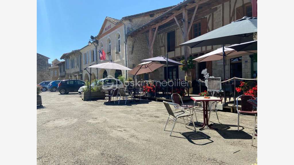 Vente bar et restauration lic IV à Monfort