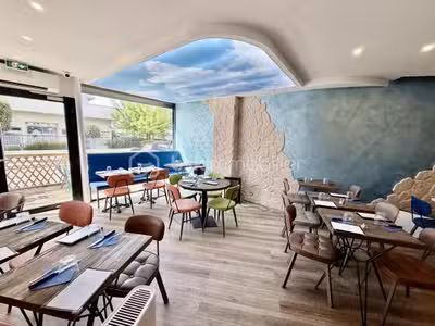 AV restaurant clé en main à Montreuil axe passant