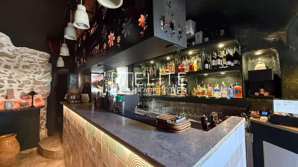 Vente bar à cocktail avec cuisine Mougins Village