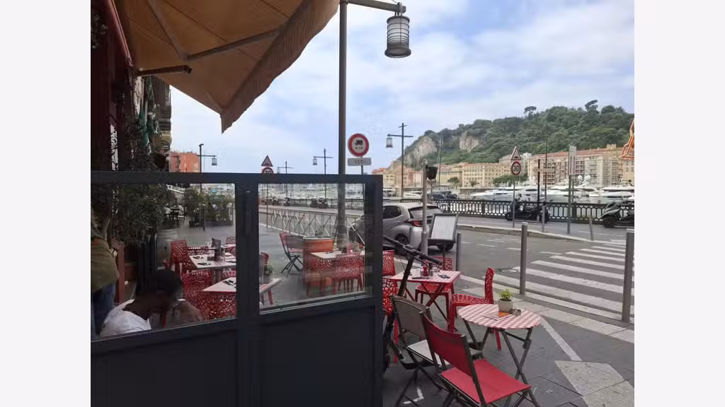 Vente snack glacier bar sur le Port de Nice