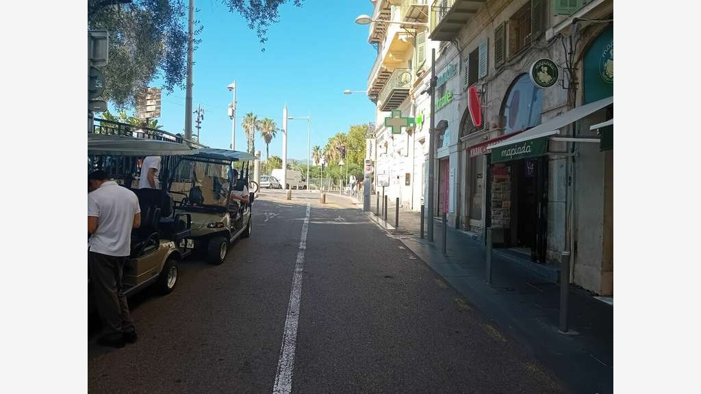 Vente restaurant en angle dans le Vieux-Nice