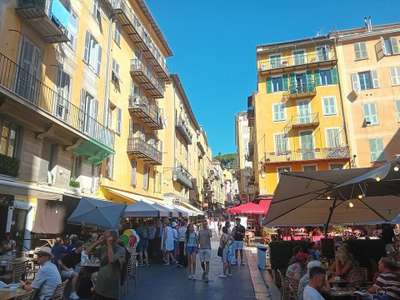 Vente restaurant en angle dans le Vieux-Nice