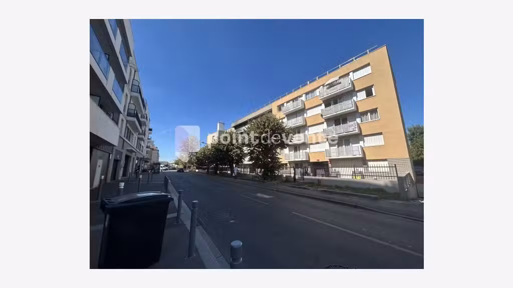 Vente commerce de 161m² à Noisy-le-Grand centre