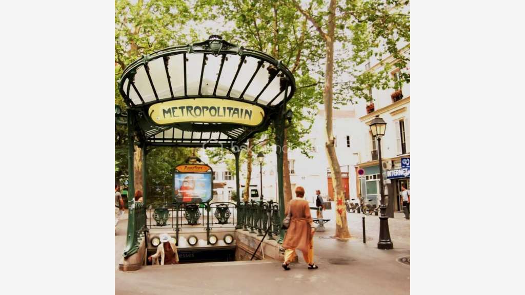 Vente restaurant bar renommé à Paris Montmartre