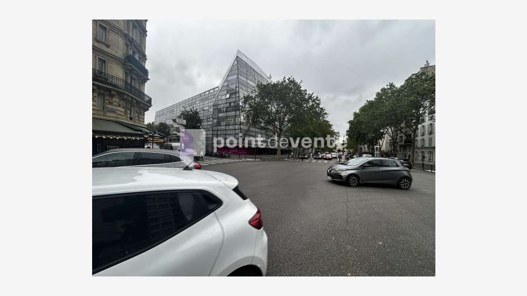 Vente magnifique bistrot Parisien d'angle 75006