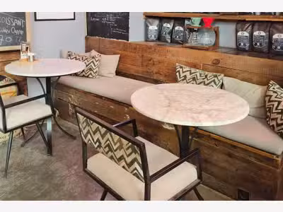 Coffee shop