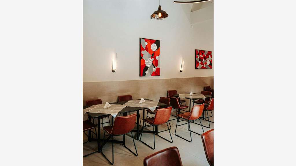 AV Restaurant belle réputation et clientèle fidèle