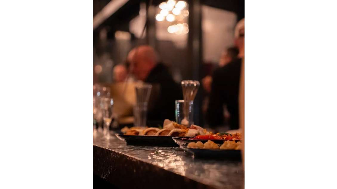 Vente fonds restaurant bistro tapas festif 75018