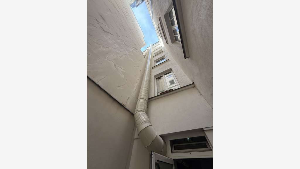 AV restaurant extraction bon CA Paris Montorgueil