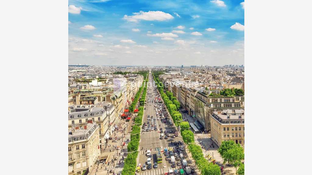 Cède restauration rapide 124m² Paris Champs Elysée