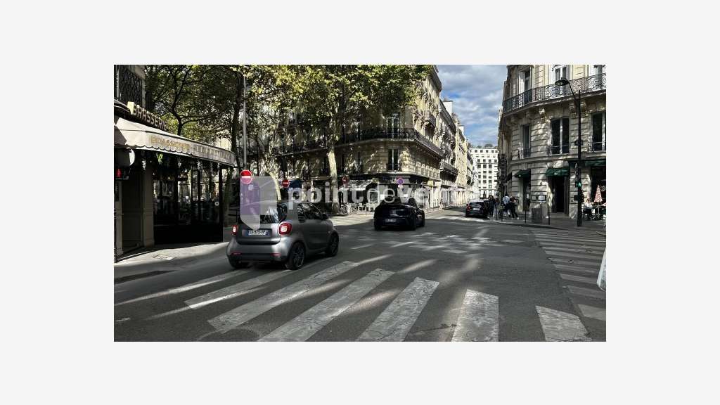 Cède restauration rapide 124m² Paris Champs Elysée