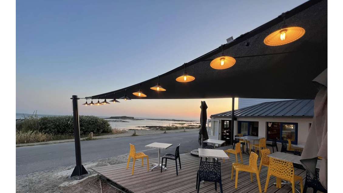 AV restaurant belle affaire front de mer Penestin