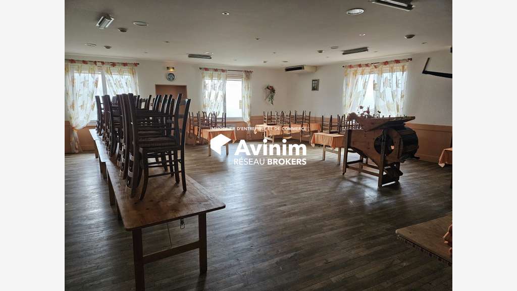 RESTAURANT - BAR avec licence IV - Mandat 9504