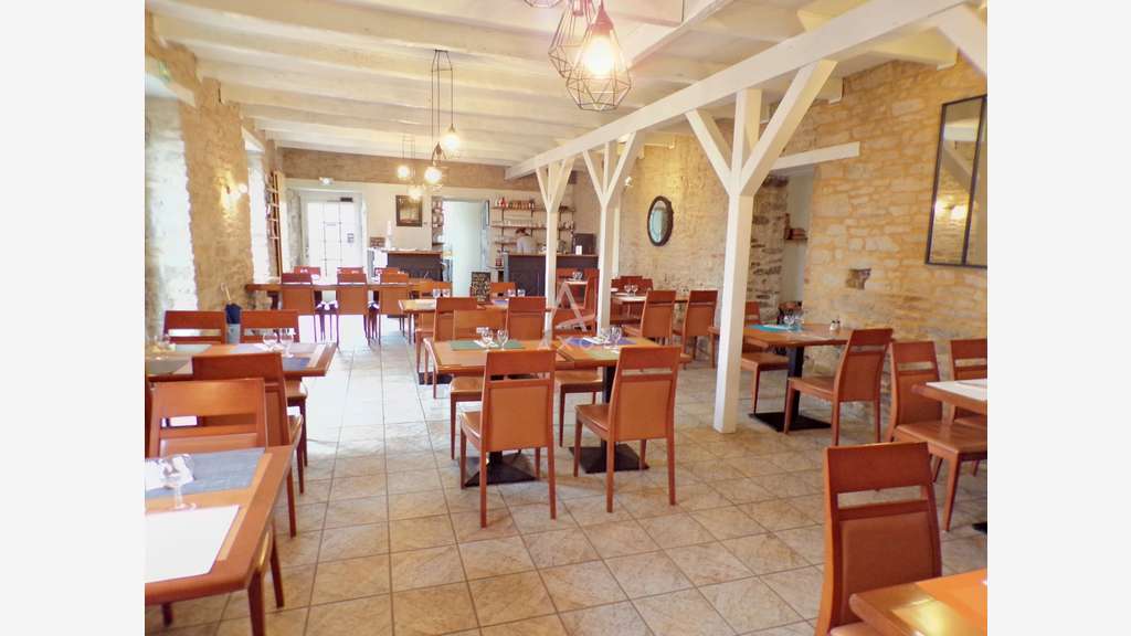 Restaurant à vendre en plein centre de Quimperlé