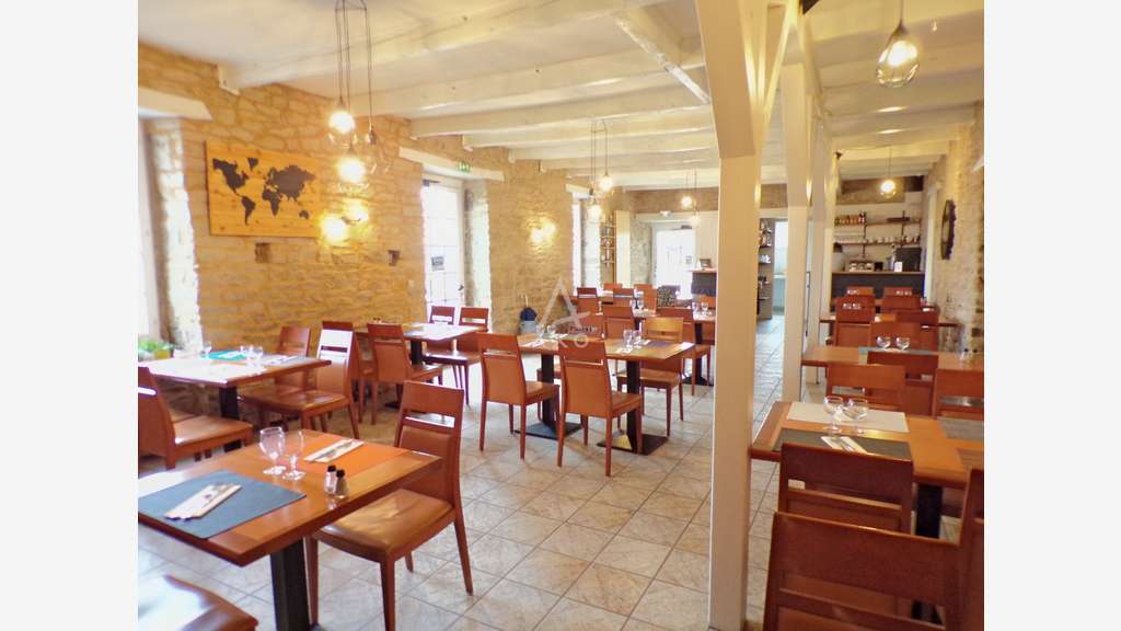 Restaurant à vendre en plein centre de Quimperlé