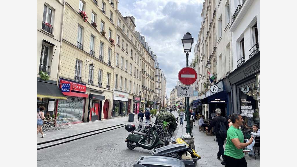 AV restaurant rapide Montorgueil St Denis 75002