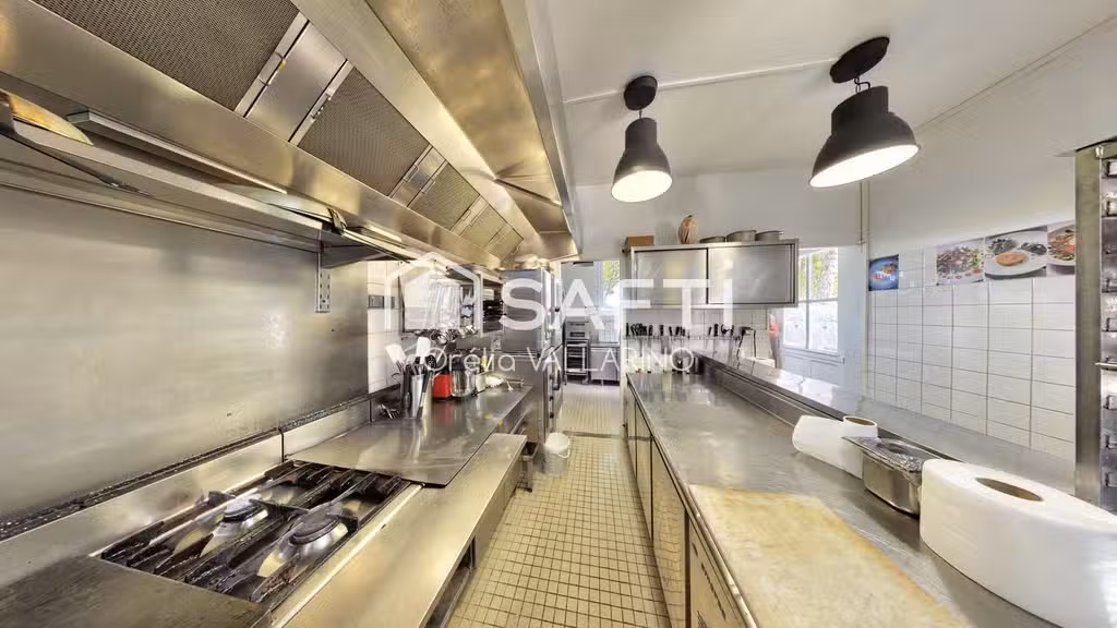 AV restaurant vue exceptionnelle sur l'estuaire 33