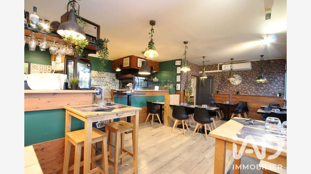 Vente restaurant pizzeria en zc à Saint Dionisy