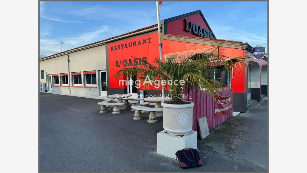 AV restaurant empl stratégique St-Jean-de-Beugné