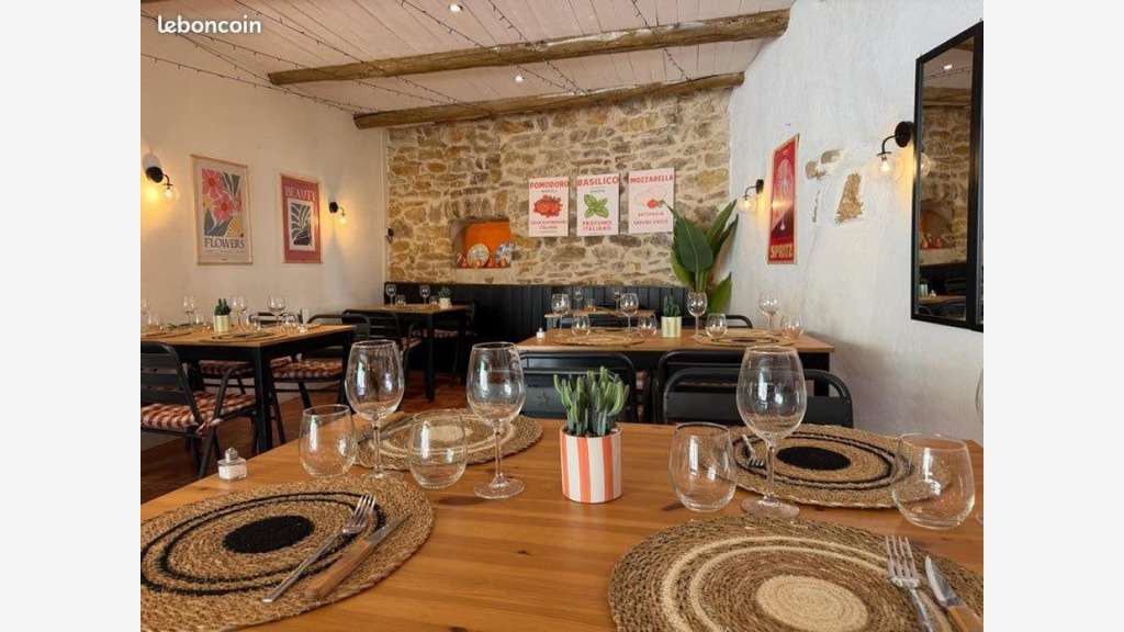 À saisir restaurant pizzeria rénové dans le Gard