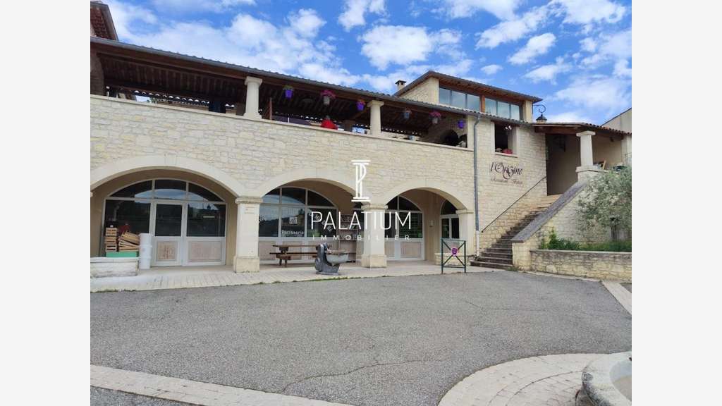 Restaurant à vendre à Saint-Martin-les-Eaux