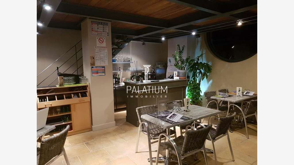 Restaurant à vendre à Saint-Martin-les-Eaux
