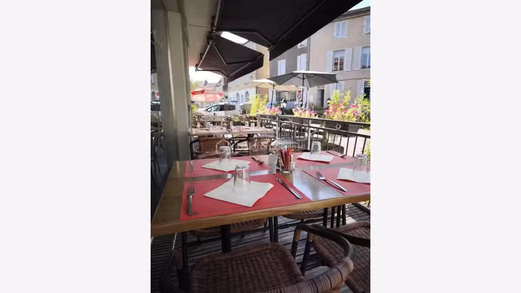 Vente restaurant pizzeria glaces 45 cvts à Salviac