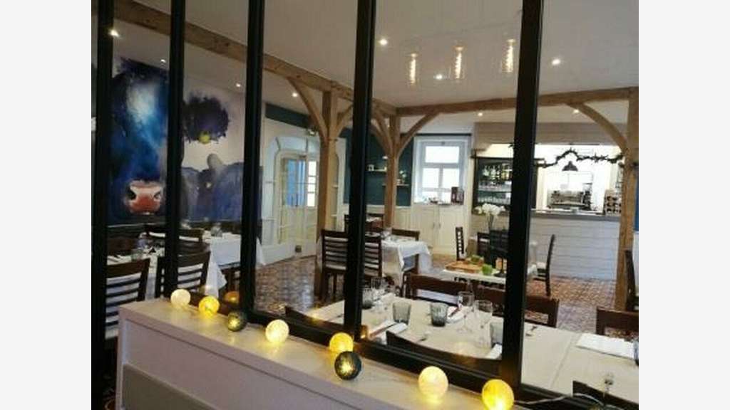 A vendre murs 795m² et fonds de commerce Le Mans 