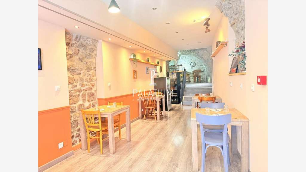 Vente FDC restauration emplacement N°1 à Sisteron