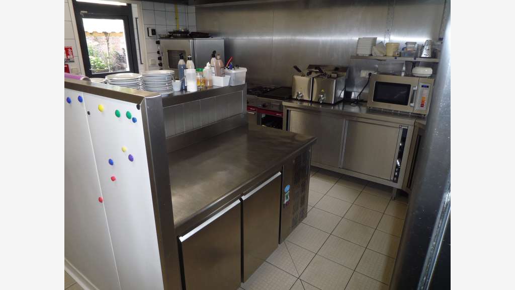 🍽️ restaurant brasserie – Emplacement n°1 – 76