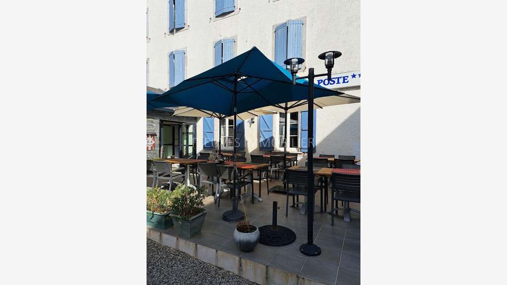 Vente bar hôtel restaurant de caractère à Tardets