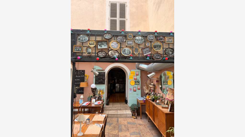 A vendre restaurant de 75m² au centre de Toulon