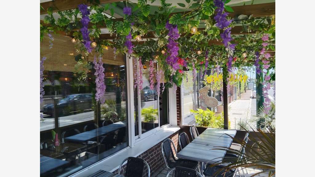 A vendre restaurant prospère terrasse à Touques