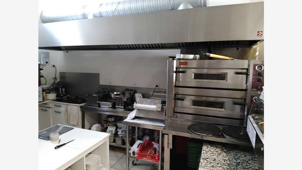 A vendre restaurant prospère terrasse à Touques