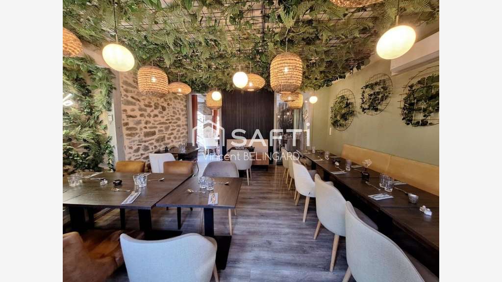 Vente restaurant licence IV au coeur d'Uzerche