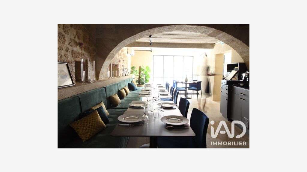 Vente restaurant de caractère à Uzès prox centre