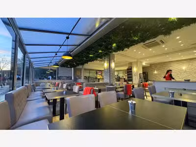 Vente restaurant brasserie du midi à Valbonne