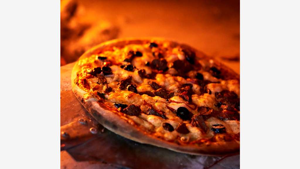 Cède restaurant pizzeria empt N°1 à Versailles