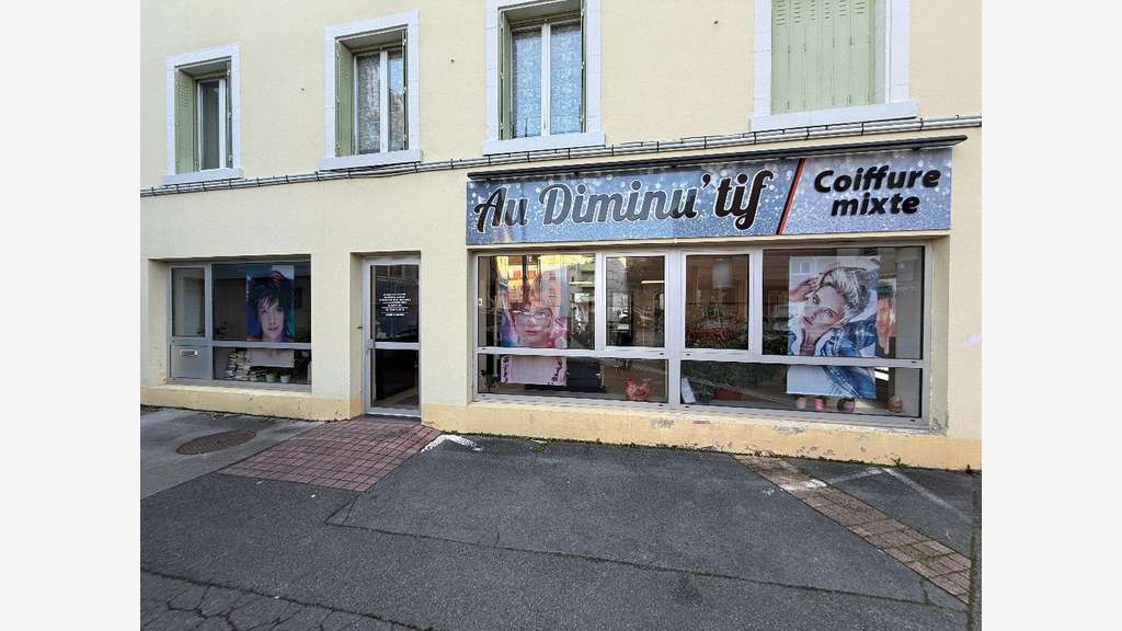 A vendre salon de coiffure bien établi à Beaucourt