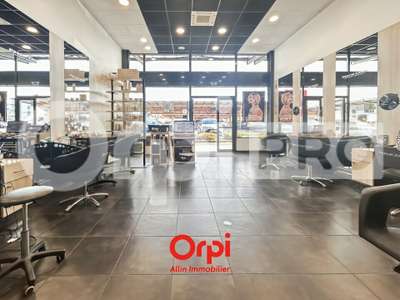 Vente FDC salon de coiffure franchisé à Montluçon