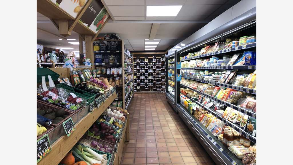 Vente supérette en station ski aux Contamines