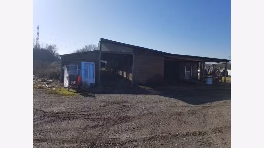 Terrain avec écuries 600m² à vendre à Bruges