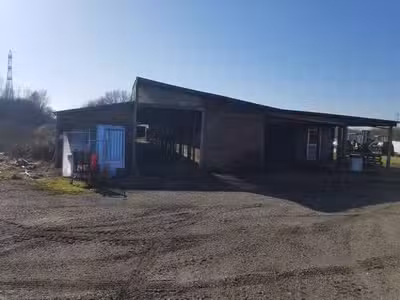 Terrain avec écuries 600m² à vendre à Bruges