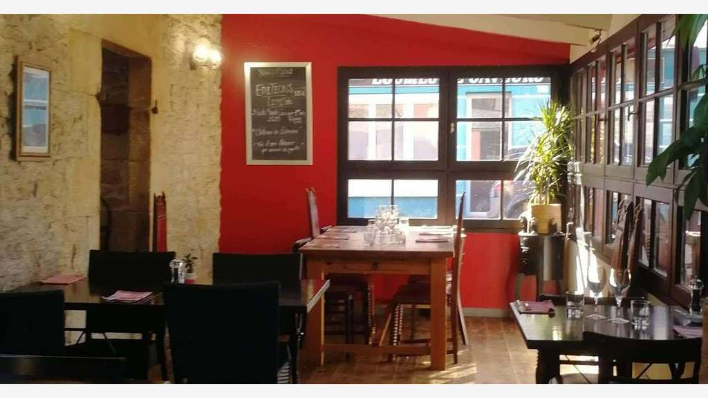 AV très beau bar restaurant commune côtière 29