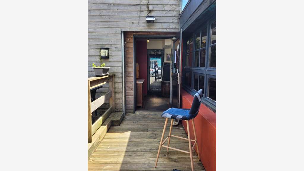 AV très beau bar restaurant commune côtière 29