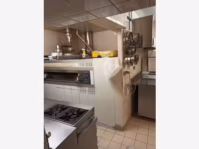 Vente très belle affaire fort potentiel 37