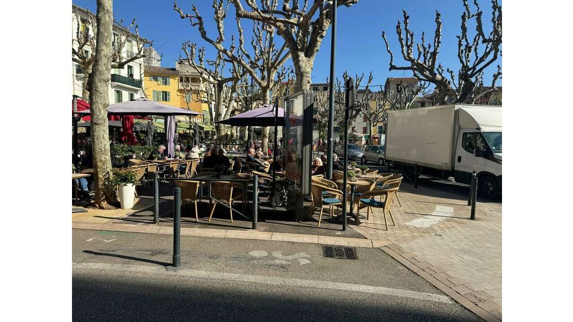 Fonds de brasserie avec terrasse à vendre à Vence