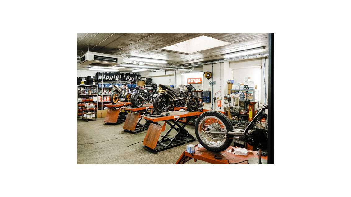 Vends garage moto forte rentabilité Sud RhôneAlpes